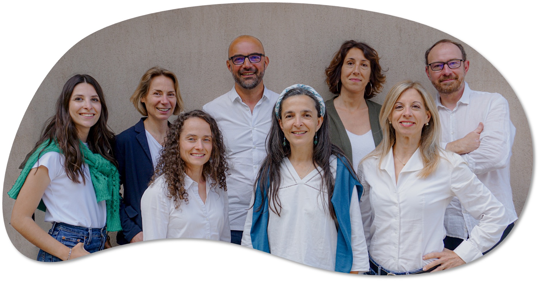 Nadia, Colette, François-Xavier, Caroline, Nolwen, Emmanuelle, François et Marie (nous) avons créé mission:possible, un collectif pluridisciplinaire et complémentaire.